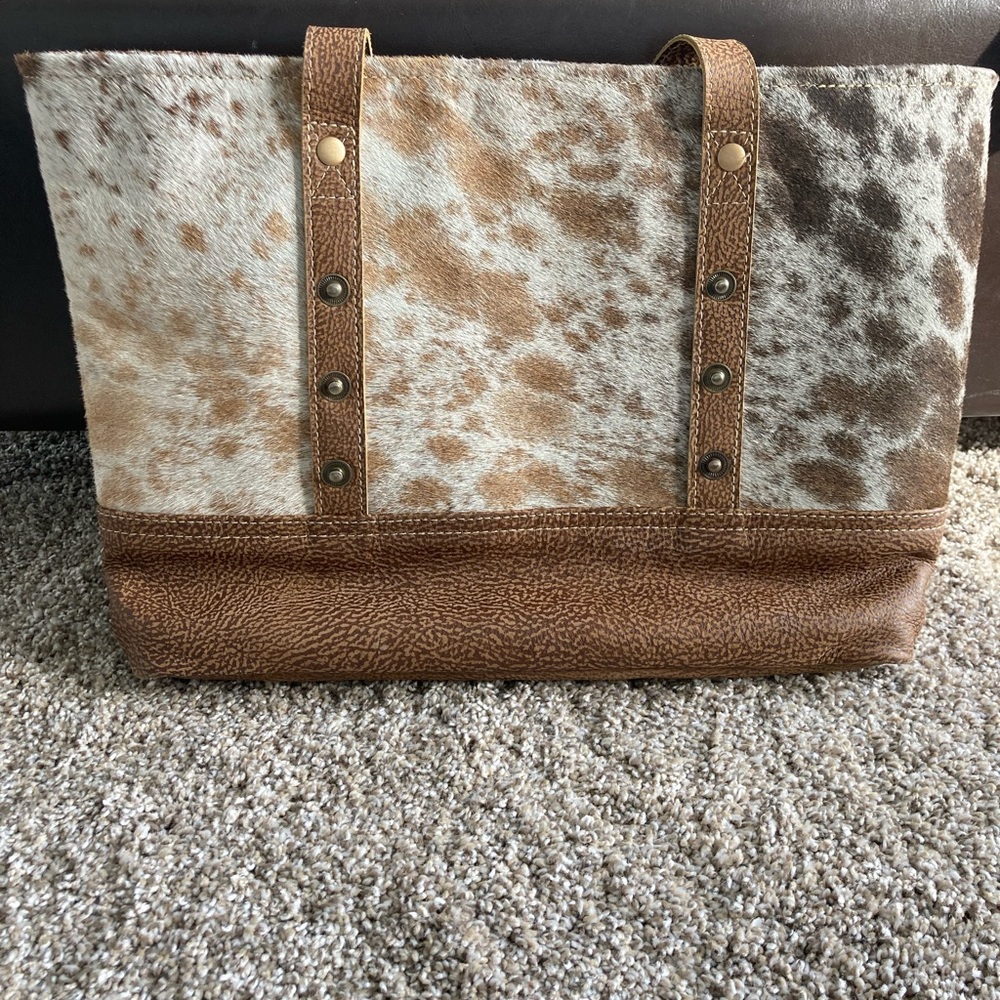 Myra bag